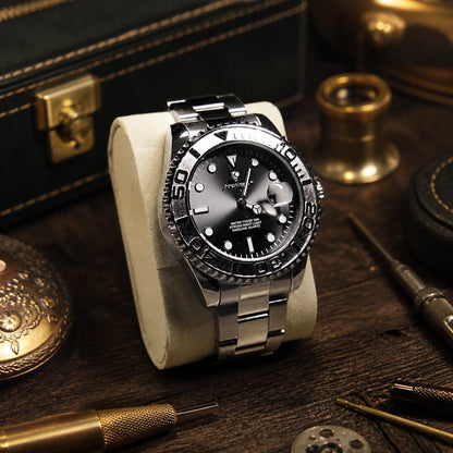 Viktor Poedagar® Mariner