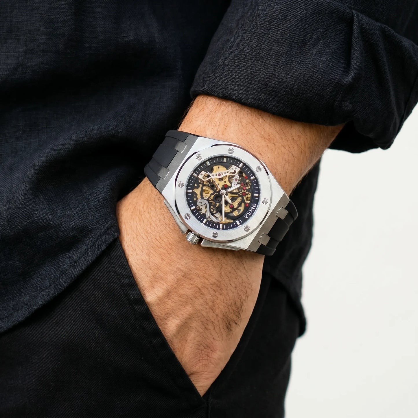 Viktor Poedagar® Obsidian Crest